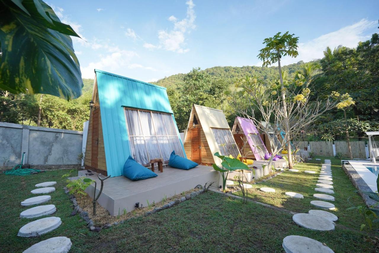 La Vie En Rose Hotel Senggigi Exterior photo